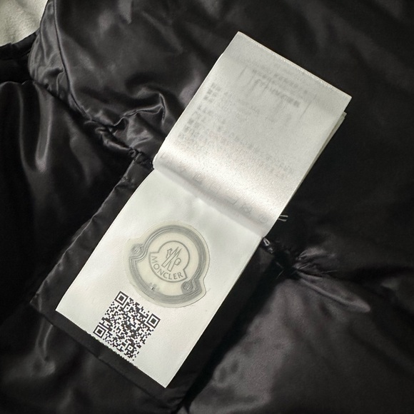 Black Moncler Packable Down Puffer Vest - Picture 4 of 7